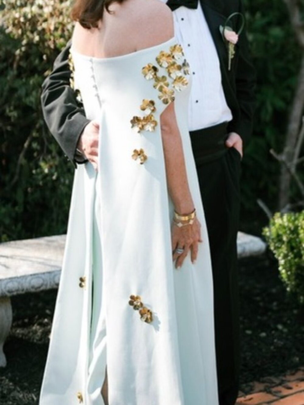 Safiyaa Arabella Harness with Soshin Dress in Spearmint with Gold embroidery